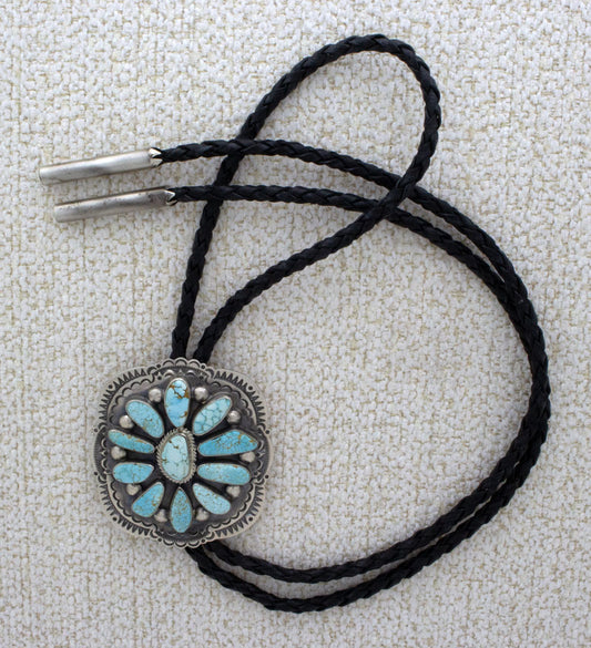 Natural #8 Turquoise Cluster Bolo Tie