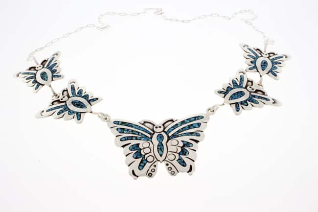 Collier en Incrustation de Paillettes de Turquoise Kingman en Forme de Papillon