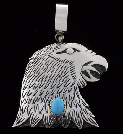 Pendentif en argent sterling plaqué avec aigle et turquoise de Kingman