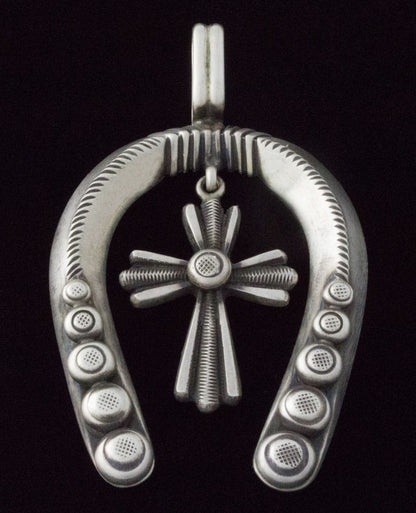 Pendentif Naja en Argent Sterling avec Pendentif Croix