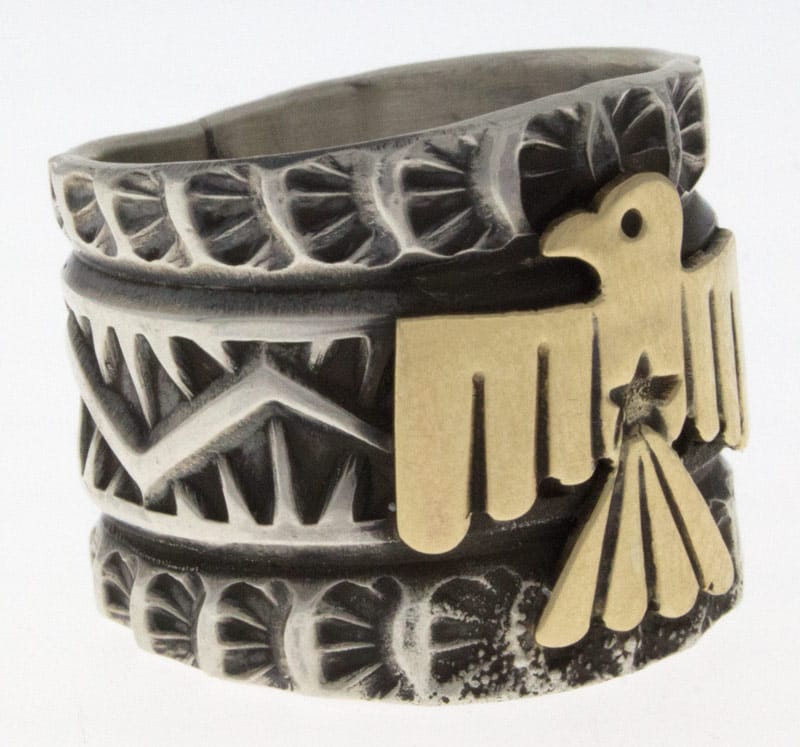 Sterling Silber Thunderbird Ring mit 14k Gold Applikation