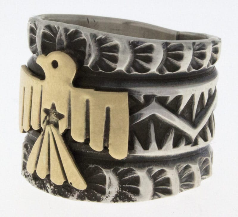 Sterling Silber Thunderbird Ring mit 14k Gold Applikation