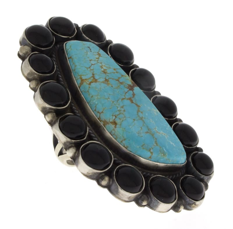 Bague de déclaration en turquoise Navajo #8 avec entourage en onyx noir