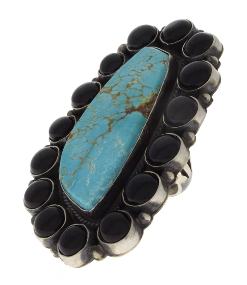 Bague de déclaration en turquoise Navajo #8 avec entourage en onyx noir