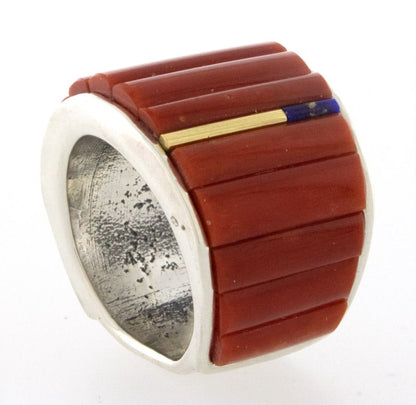 Bague en tuffeau avec design en incrustation de pavés naturels de haute qualité