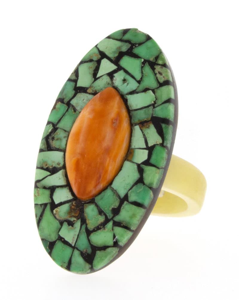 Bague en os d'élan avec incrustation d'huître épineuse orange et turquoise naturel de Carico Lake.