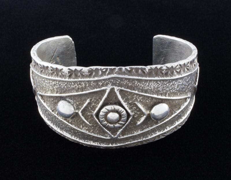 Tufa-Guss Sterlingsilber Primitive Stil Armband