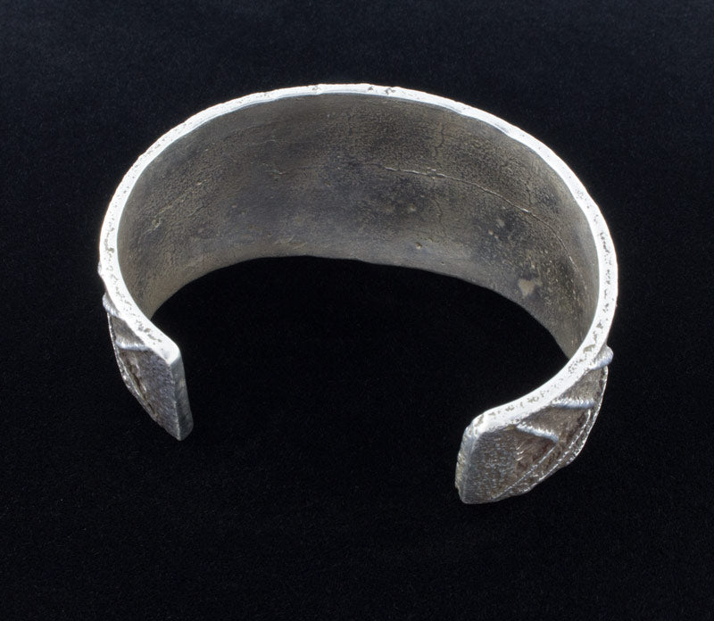 Tufa-Guss Sterlingsilber Primitive Stil Armband