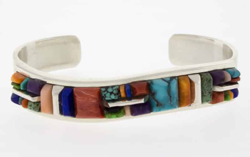 Bracelet en inlay de pavé surélevé multicolore